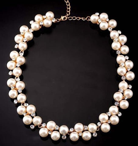 Beautiful Pearl and Rhinestone Crystal Statement Collar Necklace
