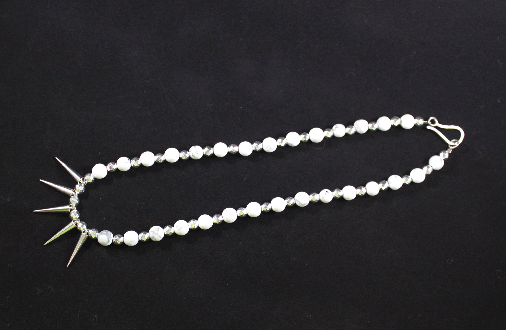 Snarky-Howlite-Silver-Beaded-Spike-Collar-Necklace6